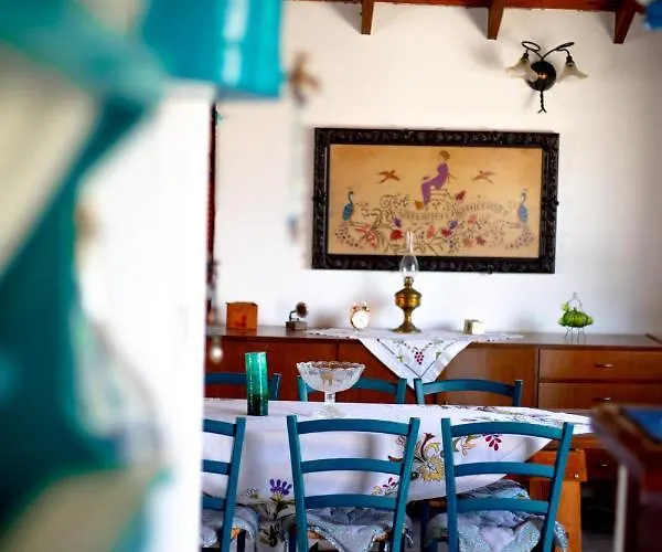 Agrampeli Tatil Evi *